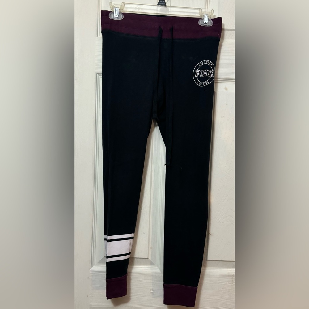PINK Small Leggings